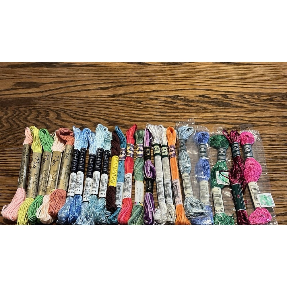 Lot Of 30 DMC Mouline Rayon Anchor Marlitt Multicolor Floss Thread Embroidery